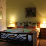 Landidyll Mit Separatem Wellness-bereich