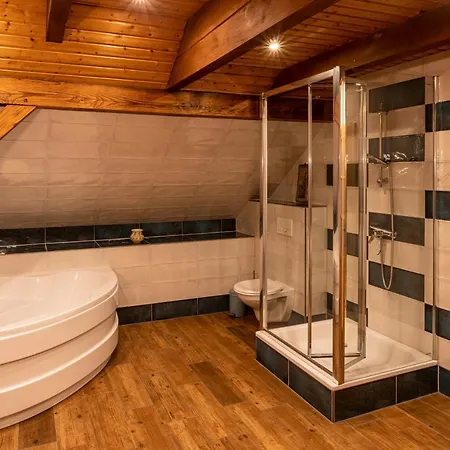 Landidyll Mit Separatem Wellness-bereich Joachimsthal